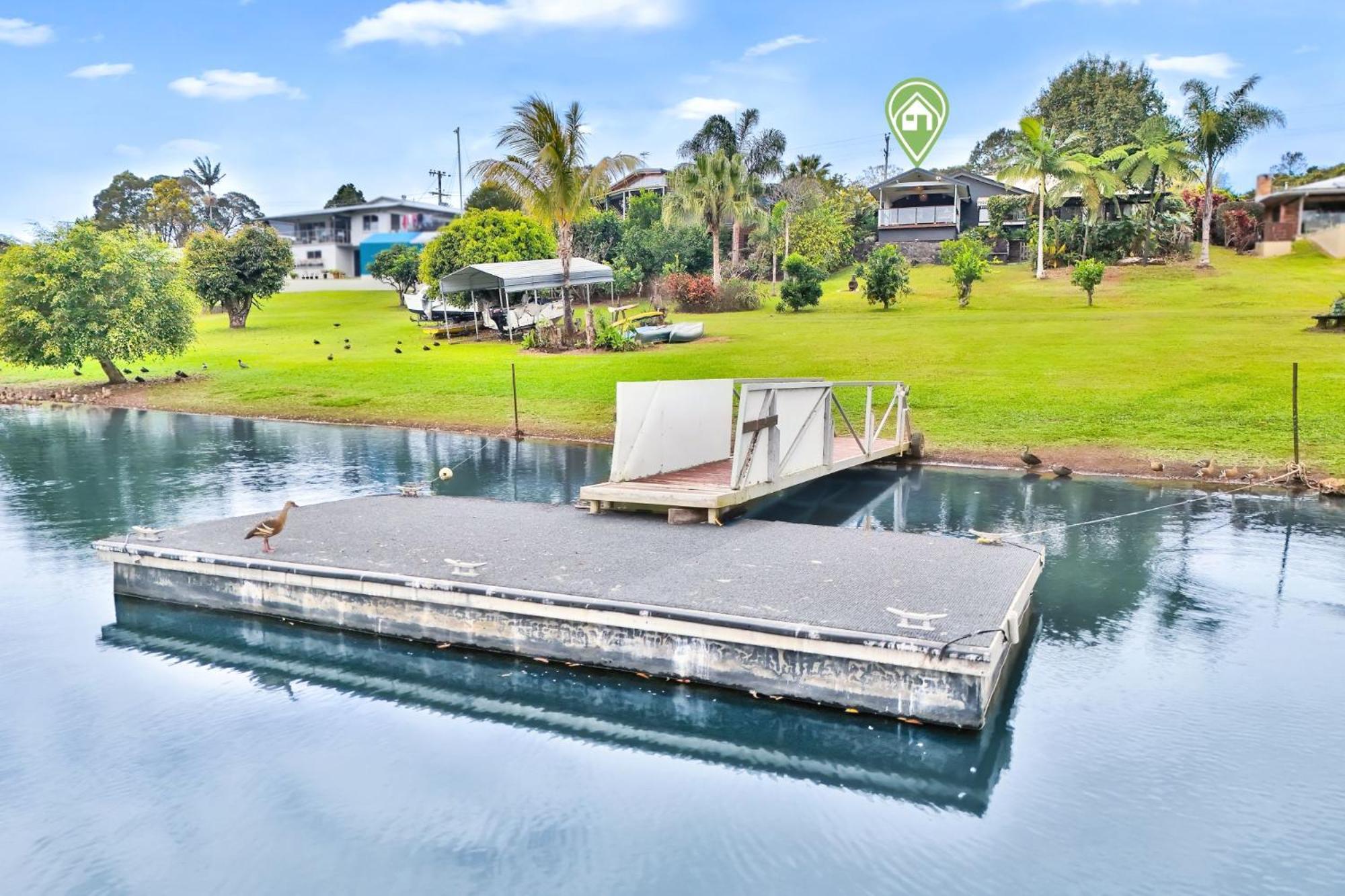 Villa Lakeside Tinaroo Only 2.5Km From Yungaburra Town Exterior foto